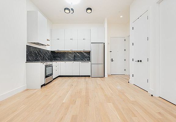 3rd image of 250 Gold St #108