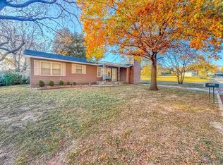 2017 N A St, Arkansas City, KS 67005