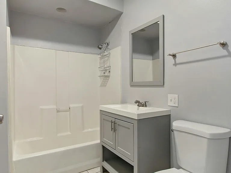 4040 S Wabash Ave #2 — Photo 2