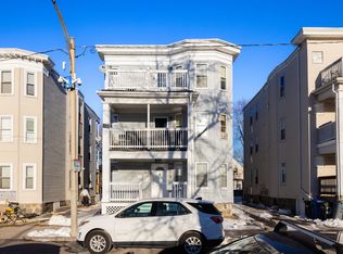 22 Melbourne St, Dorchester, MA 02124