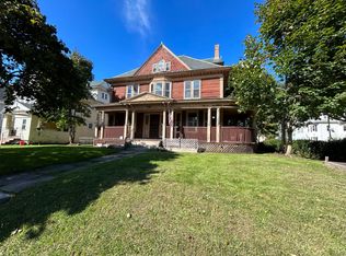 130 Vernon St #1, Worcester, MA 01610