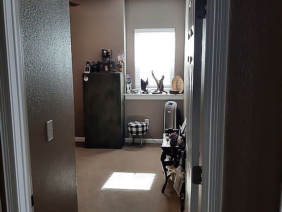 Basement room 1 (office)