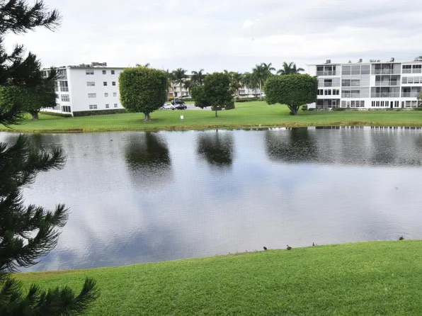 3020 Hythe B #3020b, Boca Raton, FL 33434