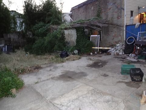 4th image of 2792 Brighton 8 St