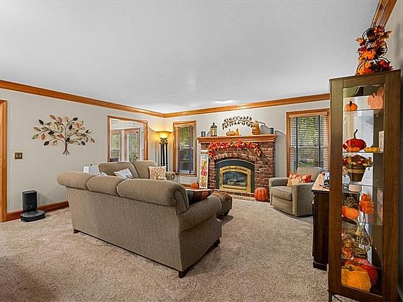 5th image of 1020 SE Bordner Dr