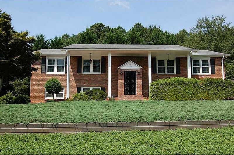 1st image of 3281 Pete Shaw Rd