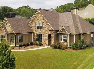 7 W Valley Ct, Newnan, GA 30263
