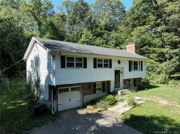 18 Sherwood Drive, Stonington, CT 06378