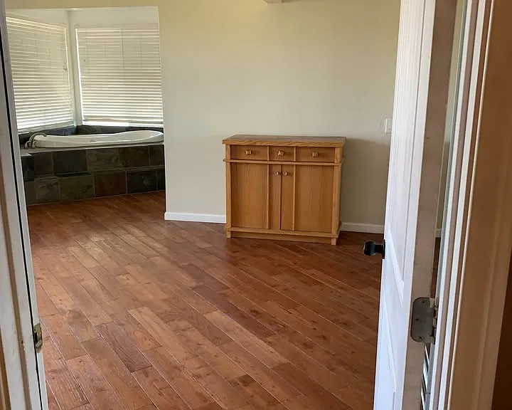 24220 Juanita Dr — Photo 8