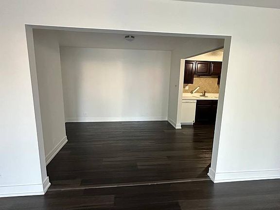 4th image of 1100 E Randville Dr Unit 110
