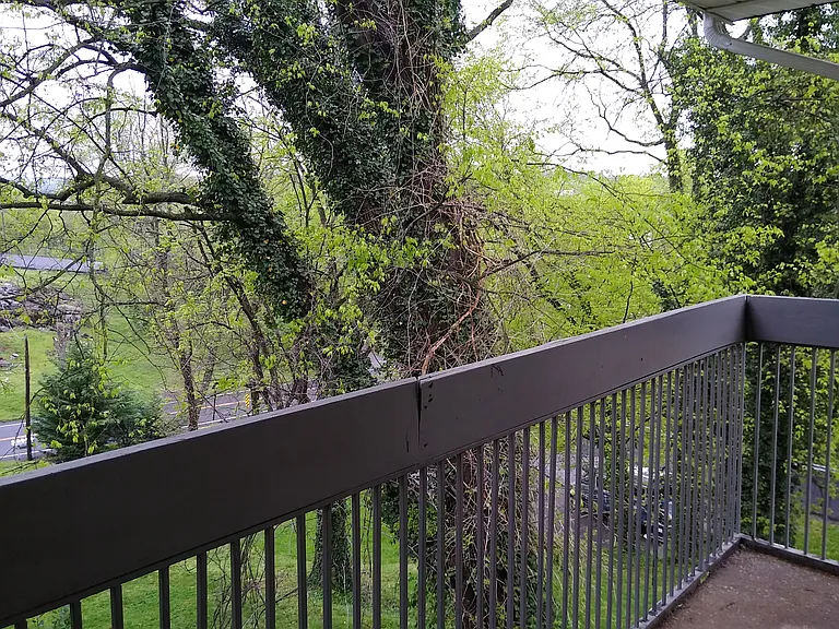 Hidden Ridge Apartments — Photo 10
