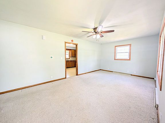 5th image of 608 NW 3rd St