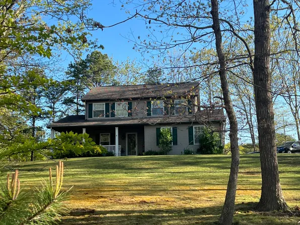 3911 Englewood Ct, Blacksburg, VA 24060