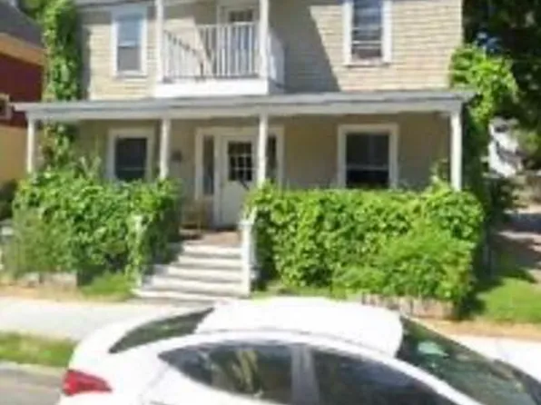 35 Isham St, Burlington, VT 05401