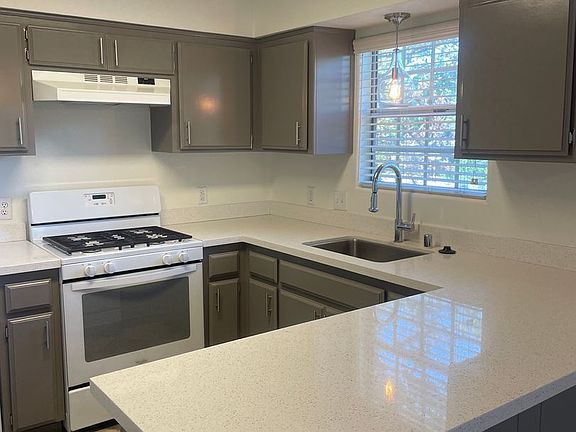 4th image of 1100 Mondavi Way APT A2