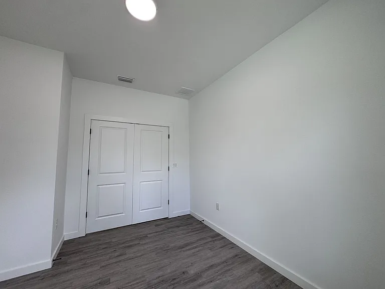 1223 Koltenborn Rd — Photo 16