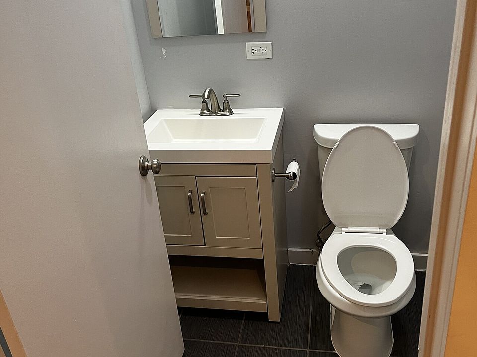 2nd image of 1852 S Blue Island Ave #1850-2