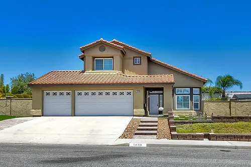 5030 Caspian Dr Photo 1