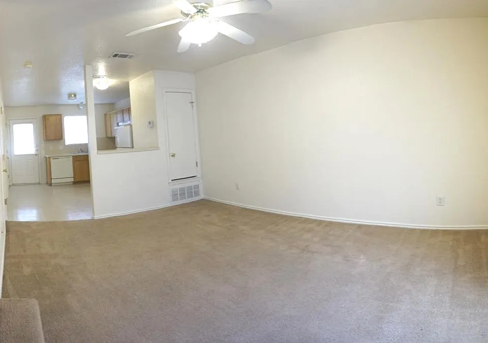 005_Living Room _09262022