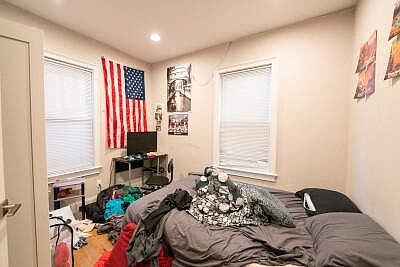 4th image of 50A Calumet St #1
