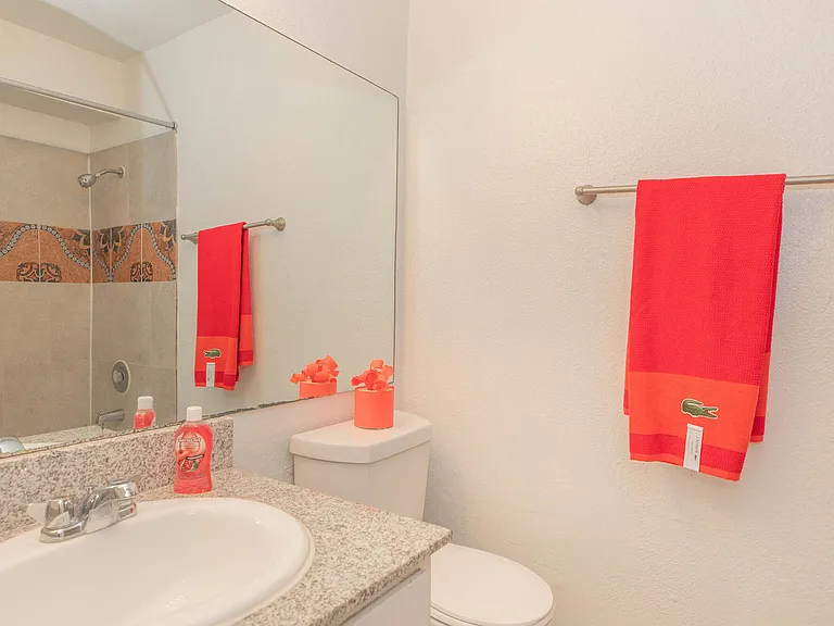 Unity Pointe Apartments — Photo 12