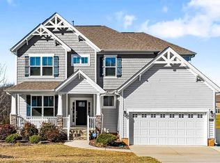 5005 Alton Dr, Oak Ridge, NC 27310