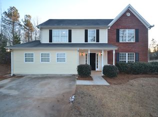 725 Beaver Pond Trl, Fairburn, GA 30213