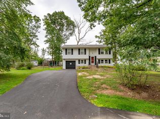 9 Edison Ct, Fredericksburg, VA 22407