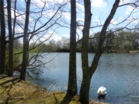 4th image of 5110 Fair Wind Ln #10