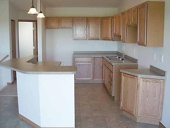 2nd image of 2155 Admiral Dr W