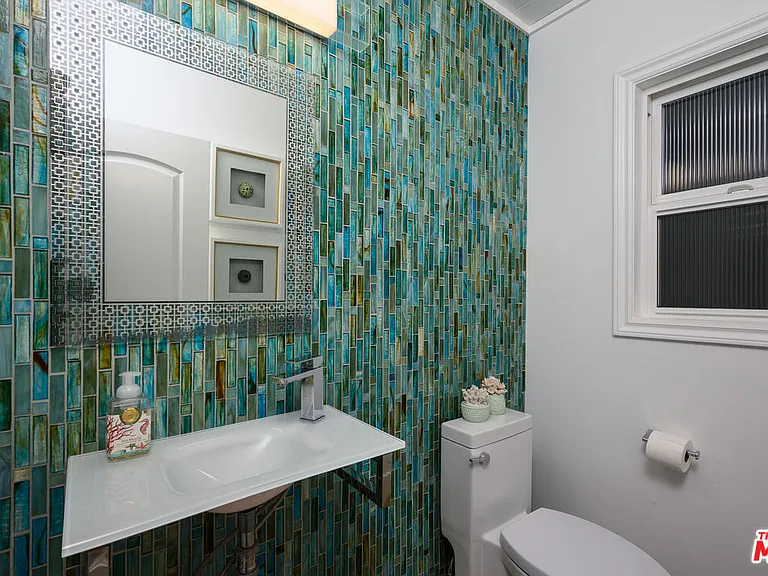 3317 Vista Dr — Photo 16