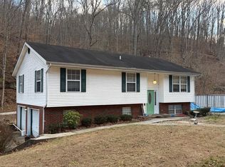 5085 Route 40, Staffordsville, KY 41256