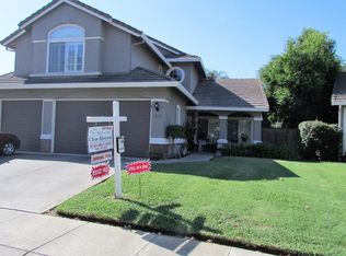 8656 White Peacock Way, Elk Grove, CA 95624