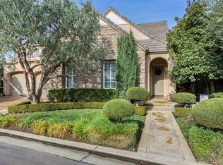 827 Loyola Ave, Clovis, CA 93619