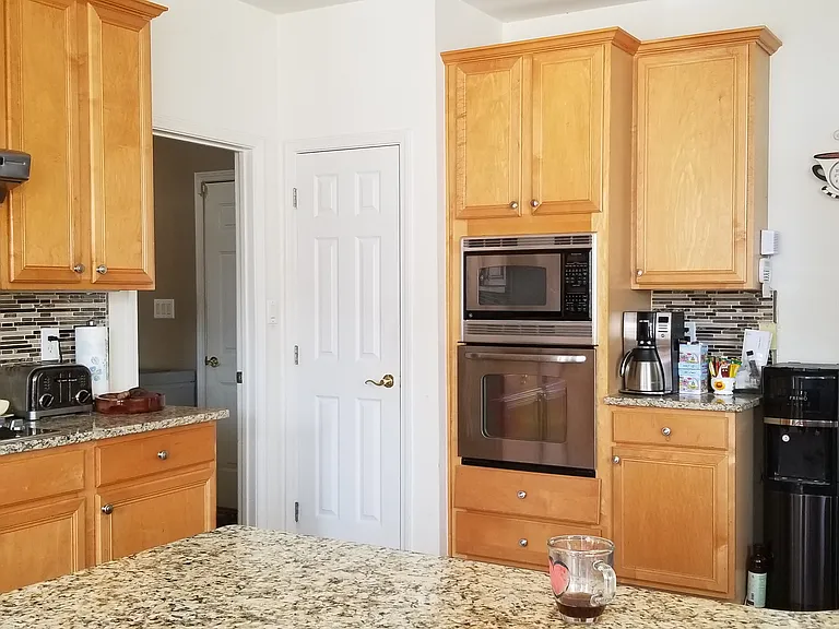 6405 Whitestone Pl — Photo 15