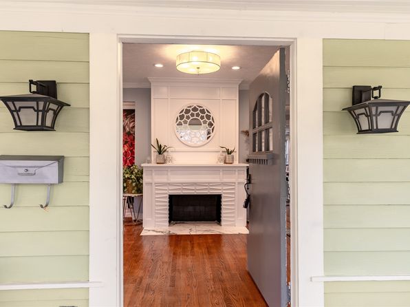 Additional property image - 301 S Winnetka Ave, Dallas, TX 75208