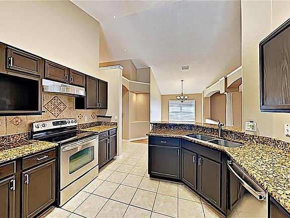 5th image of 1214 Greenley Ave