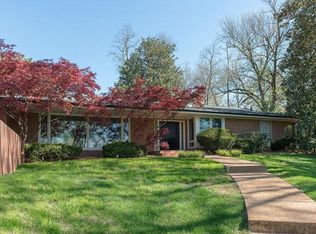 432 S McKnight Rd, Saint Louis, MO 63124