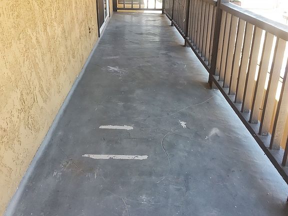 balcony off of livingroom