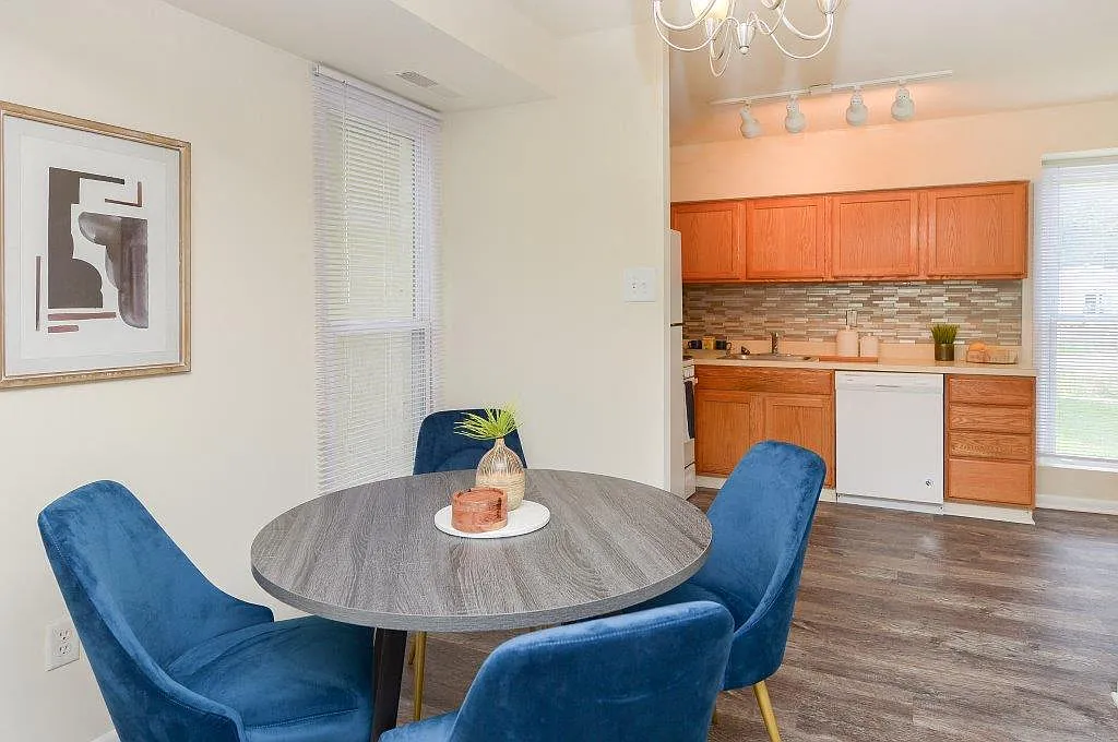 Willowbrook Apartment Homes — Photo 3