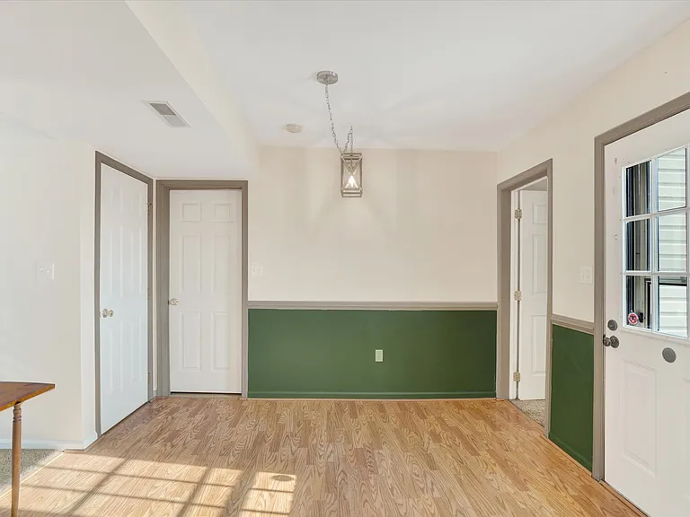 3051 Solar Dr — Photo 7