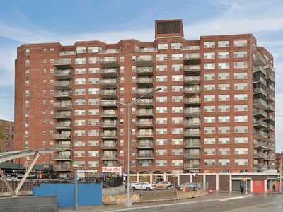 8515 Main St APT 4K, Jamaica, NY, 11435