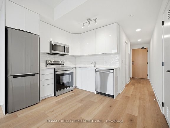 4th image of 33 Erie Ave #1407