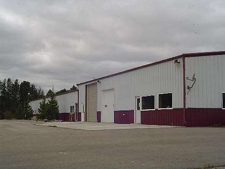 Commercial Real Estate On 5 Acres!!!