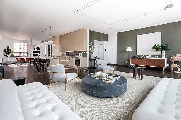 Sold by Compass | media 3