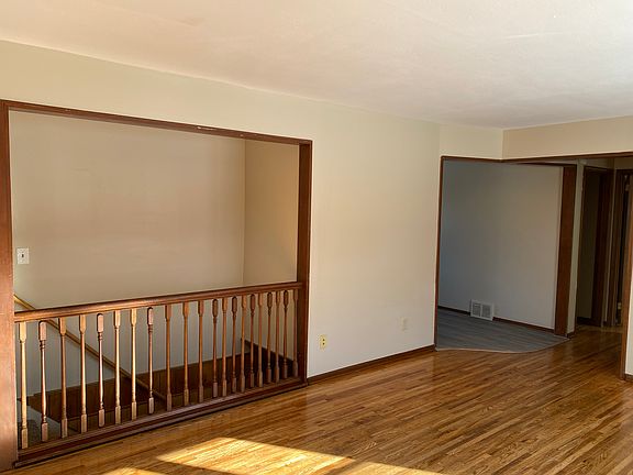 4906 Howe - 4_01292026