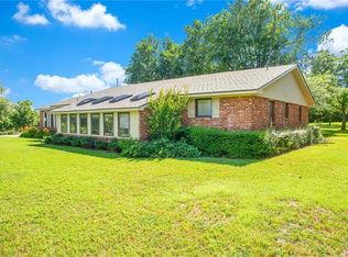1608 N Pleasant Valley Rd, Ninnekah, OK 73067