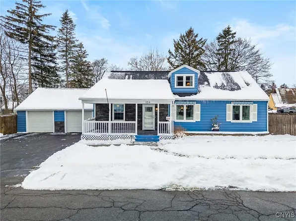 104 Orchard Dr E, Syracuse, NY 13212