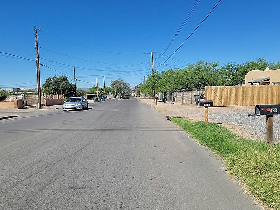 5th image of 421 E Yavapai Rd