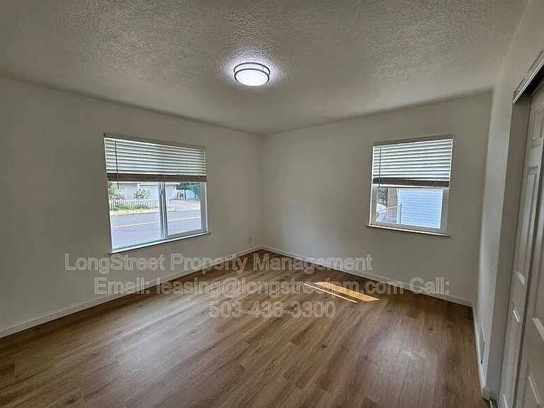 8010 NE Prescott St — Photo 26